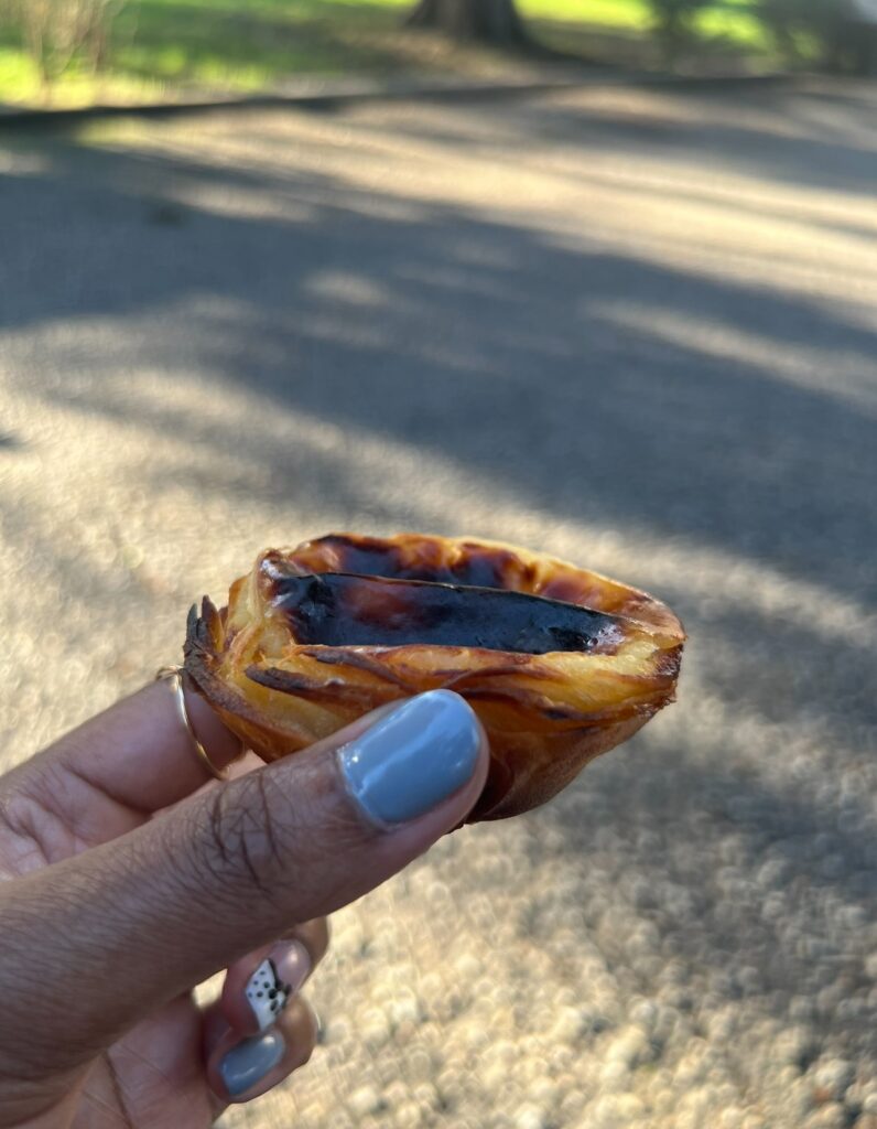 alt txt = "Custard filled pastries".